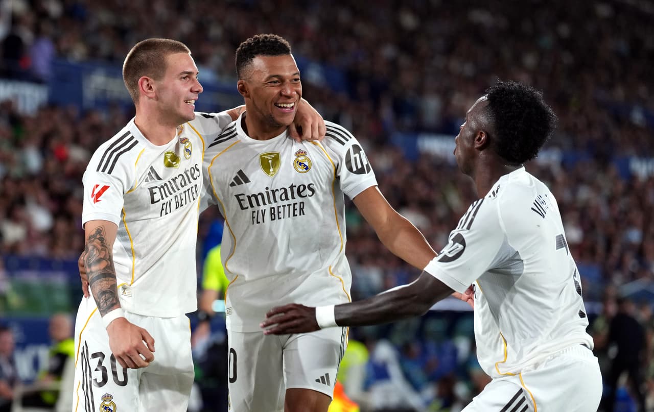 A sus 18 años, Mastantuono percibe un salario neto anual aproximado de 3.8 millones de dólares (poco menos de 70 millones de pesos) gracias a su fichaje con el Real Madrid.