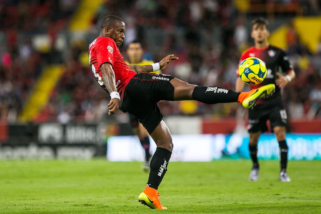 Durante el encuentro tres jugadores vieron la tarjeta roja. José Madueña del Atlas y por parte de Xolos Victor Malcorra y José Alberto Ortiz.