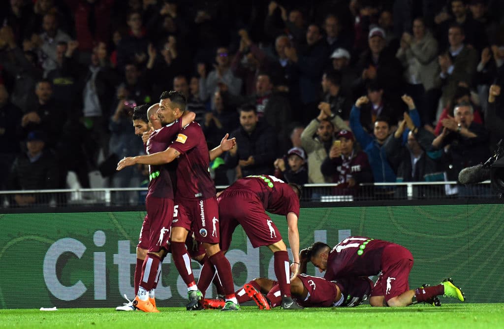 Davide Diaw anotó un gol en cada tiempo y Citadella se impuso este jueves por 2-0 al Hellas Verona en el juego de Ida de la Final por el ascenso a la Serie A.