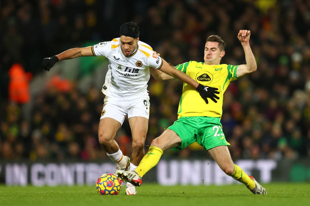 Los locales fueron los que tomaron la iniciativa del encuentro, aunque no sirve de mucho y se conforman con el empate 0-0 frente al Wolverhampton.