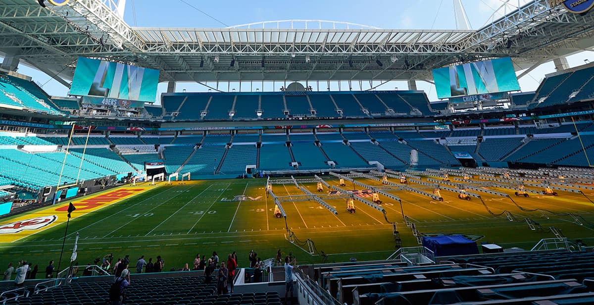 Los equipos de la NFL abren desde hoy sus instalaciones