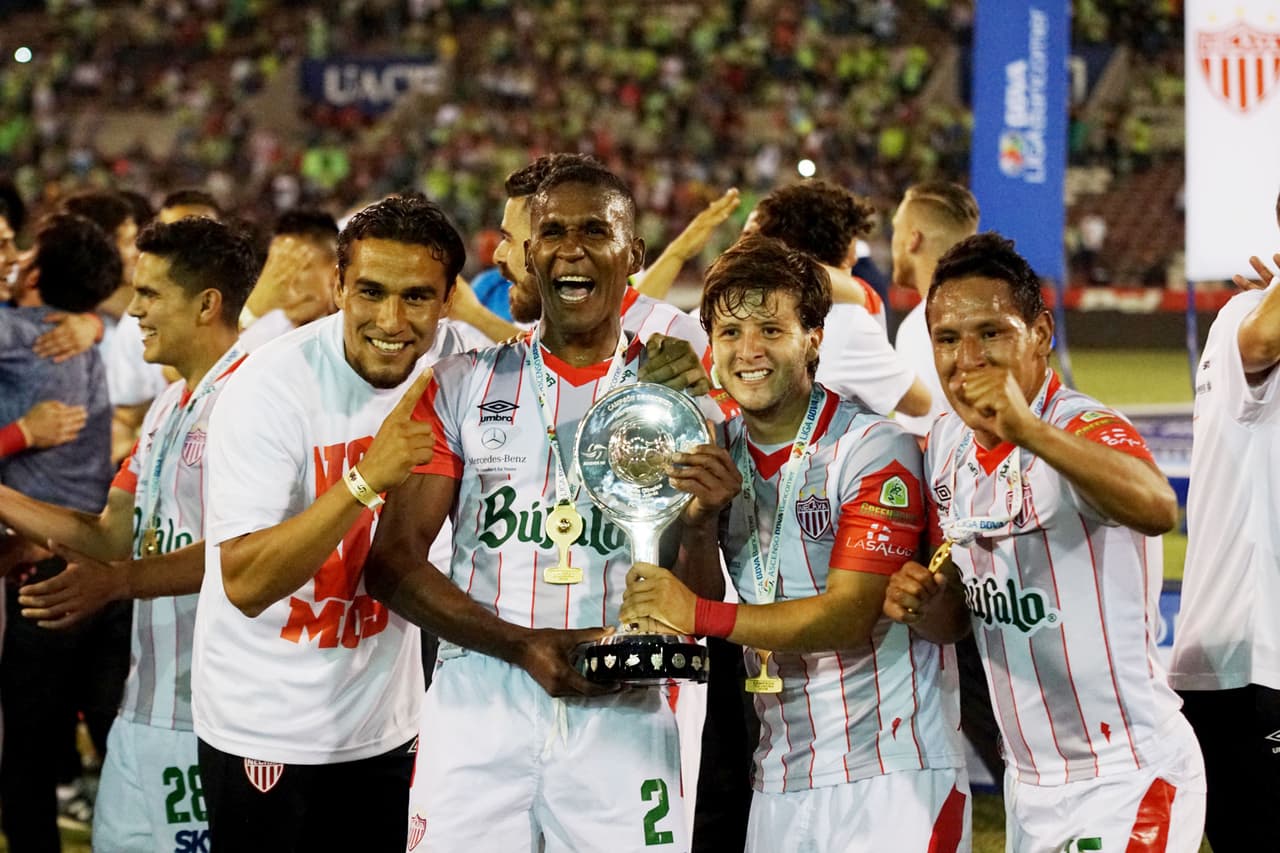 Pero 'Poncho' Sosa ganó su segundo ascenso con el Necaxa de 'Xavi' Báez, Erick Vera y Bryan Beckeles.