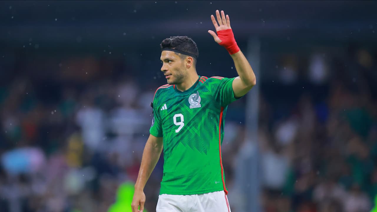 Tri da sus listas: Raúl Jiménez solo convocado para amistosos