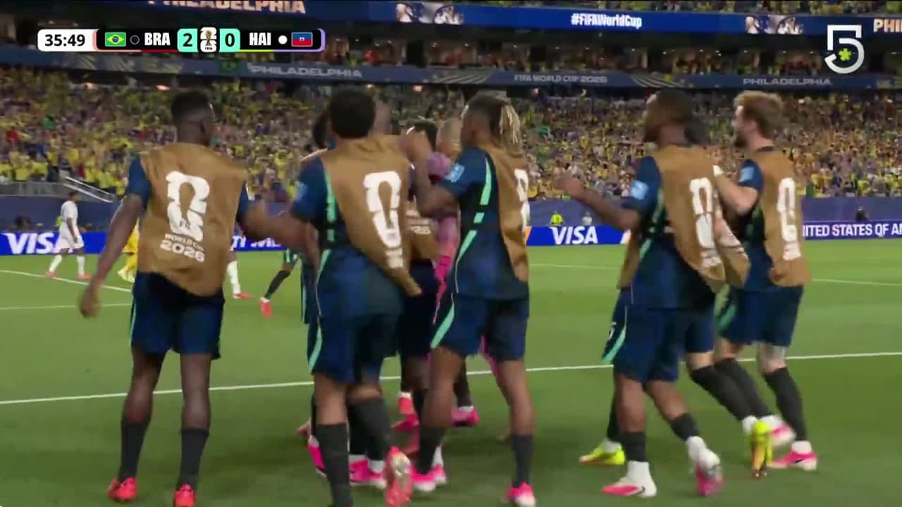 ¡Golazo de Brasil! Doblete de Cunha tras un gran pase de Vinicus Jr.