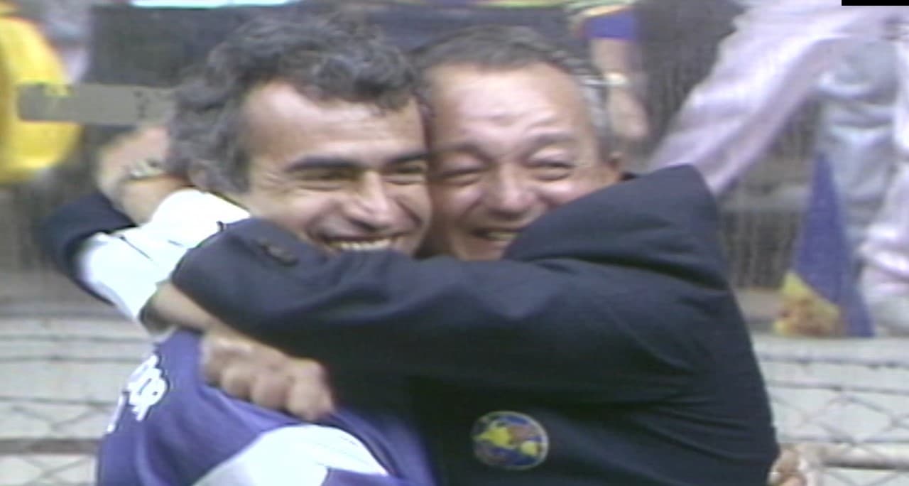 Por segunda ocasión, UNAM pierde ante América en la final de la temporada 1987-88. Sucedió un 3 de julio de 1988, en el Estadio Azteca.