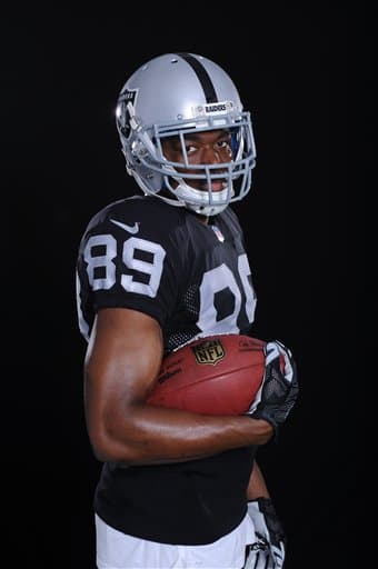 El novato WR, ex de Alabama, está logrando impresionar en el training camp de los Oakland Raiders, checa las mejores imágenes del seleccionado 4to global del Draft 2015 (AP-NFL).