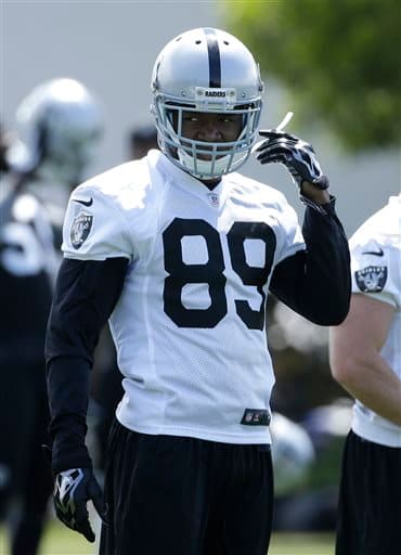 El novato WR, ex de Alabama, está logrando impresionar en el training camp de los Oakland Raiders, checa las mejores imágenes del seleccionado 4to global del Draft 2015 (AP-NFL).