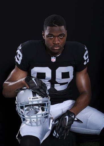 El novato WR, ex de Alabama, está logrando impresionar en el training camp de los Oakland Raiders, checa las mejores imágenes del seleccionado 4to global del Draft 2015 (AP-NFL).