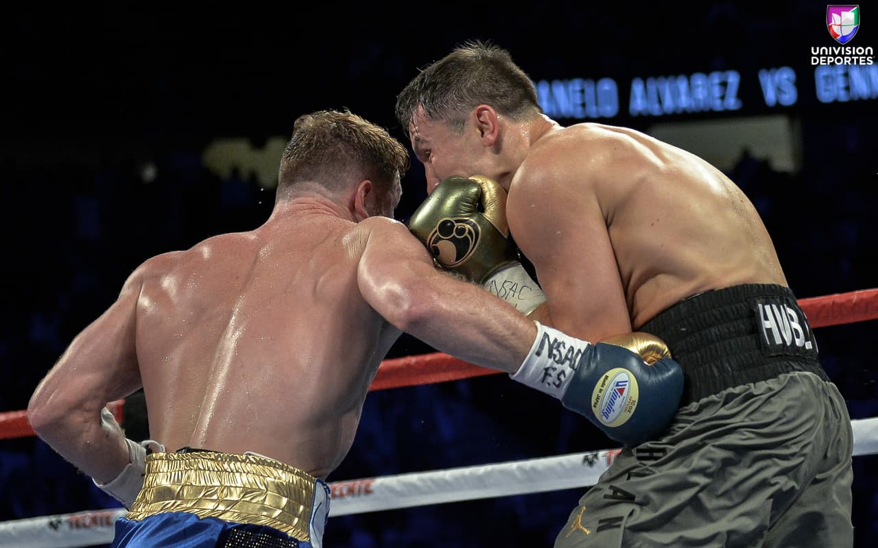 Saúl 'Canelo' Álvarez lanzó 233 jabs y conectó solamente 55, y 114 de 272 golpes de poder durante la contienda en la T-Mobile Arena de Las Vegas.