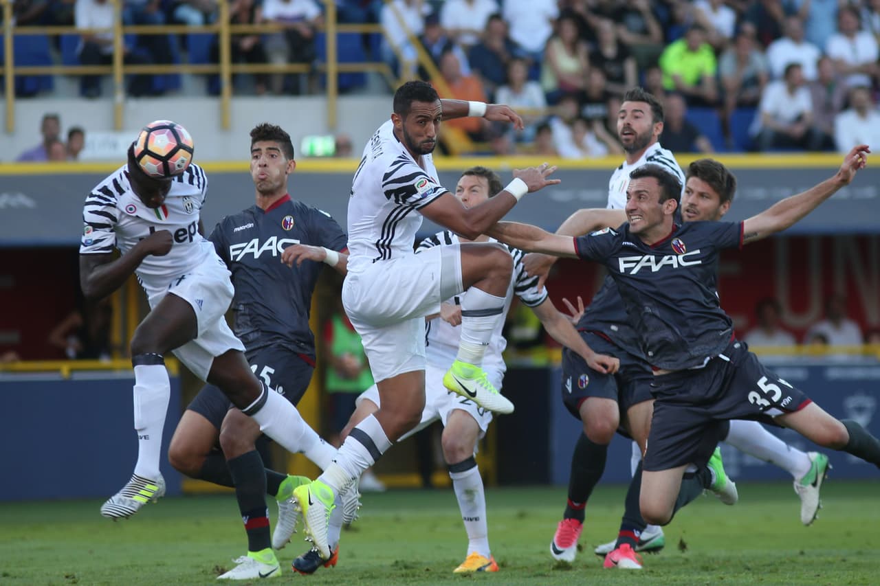 Allí llegó el gran aporte de Kean para su equipo, con un cabezazo que se convirtió en su primer gol con Juventus, con lo que es el más joven en la historia de la Serie A de Italia en anortar.