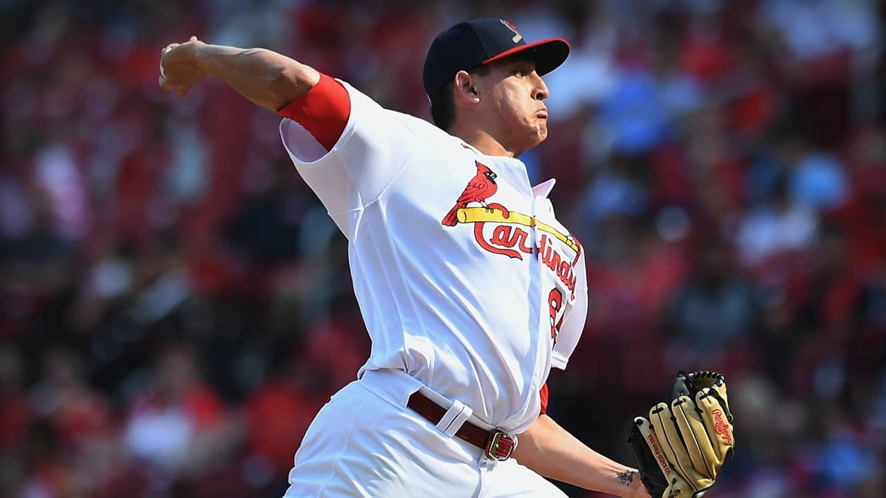 Giovanny Gallegos vuelve a estar intratable en Grandes Ligas