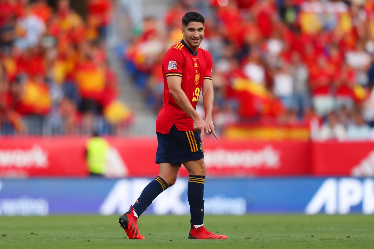 España se impuso sobre República Checa gracias a los goles de Carlos Soler y Pablo Sarabia.