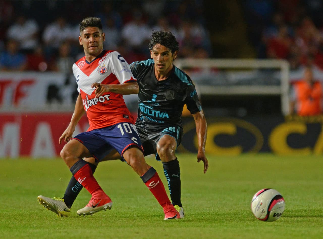 El partido Veracruz Vs. Querétaro acabó con empate 1-1 gracias a los goles de Menéndez y Villa.