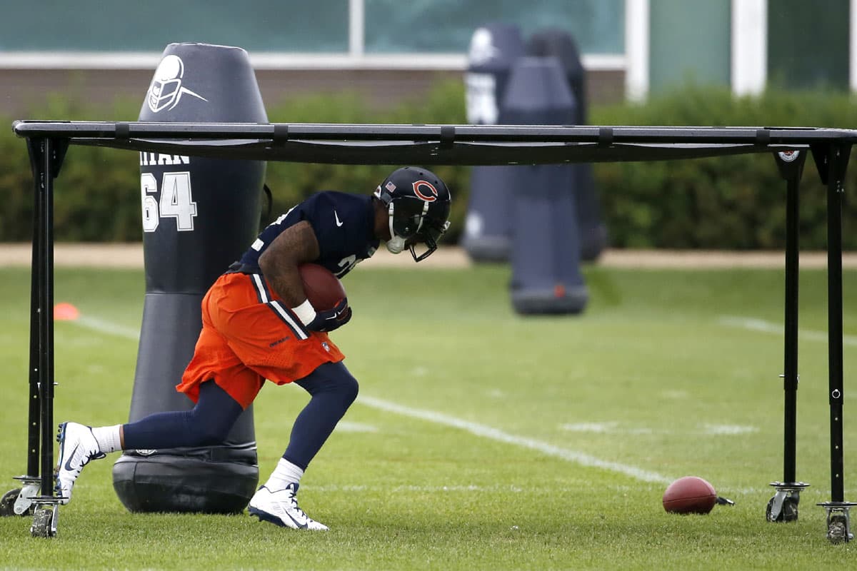 10) No sería sorpresa si... Matt Forte lo logra terminar con más de 200 puntos de Fantasy (AP-NFL).