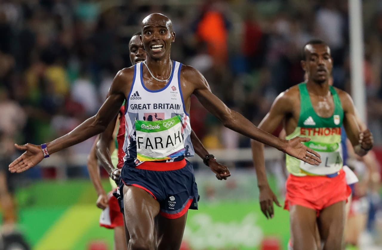 Mo Farah ganó los 10.000 metros con otro de sus espectaculares cierres