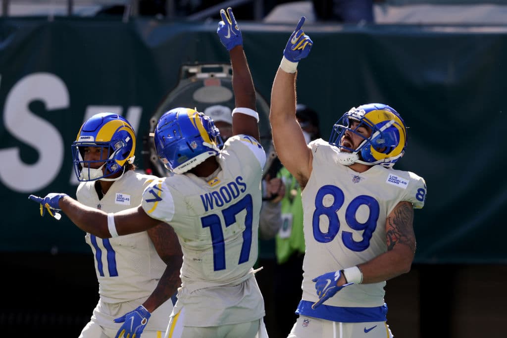 <b>Los Angeles Rams| victoria vs. Philadelphia Eagles 37-19</b>
<br>La defensiva sobresale por las actuaciones de Aaron Donald y Jalen Ramsey. Así mismo, la combinación aérea de Jared Goff y el juego terrestre, hacen que el juego de los Rams dé buenos resultados.