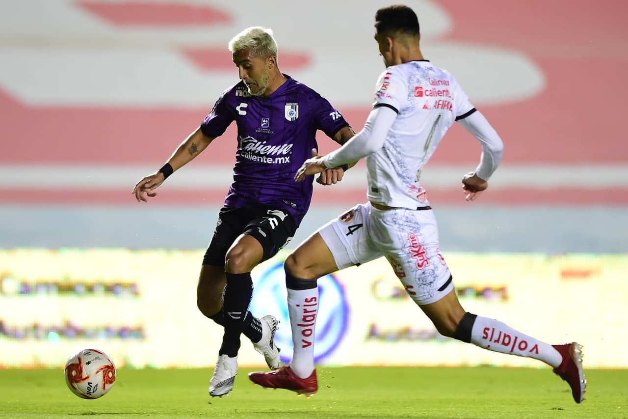 Con gole de Jualián Velázquez, Hugo Silveira, Jordi Cortizo y Vladimir Loroña, Gallos y Xolos nos regalan un entretenido empate en la Corregidora.