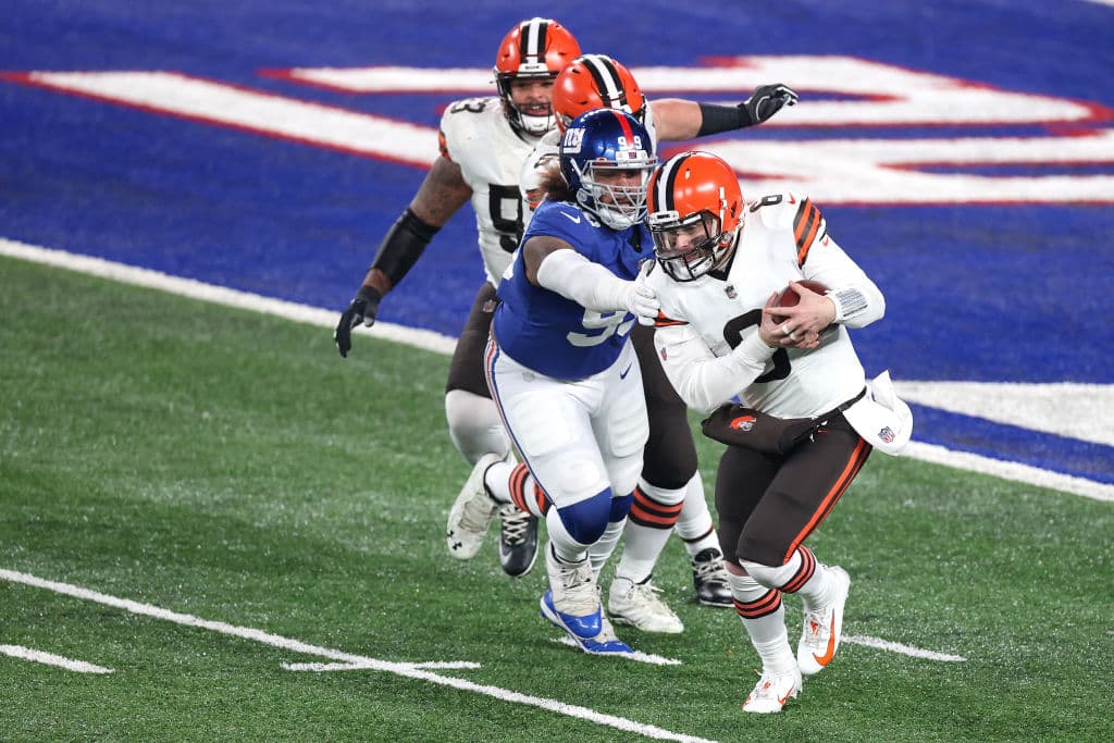 Con un marcador de 20-6 a favor, los Browns ganan en Nueva York y dejan a los Giants con pocas aspiraciones de llegar a Playoffs.