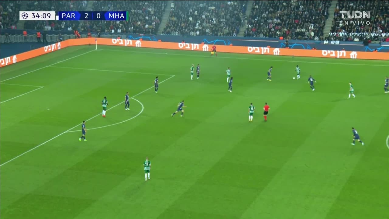 ¡GOL!  anota para Paris Saint-Germain. Neymar