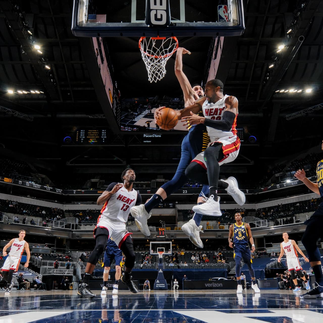 Miami Heat evita barrida de la serie ante Pacers