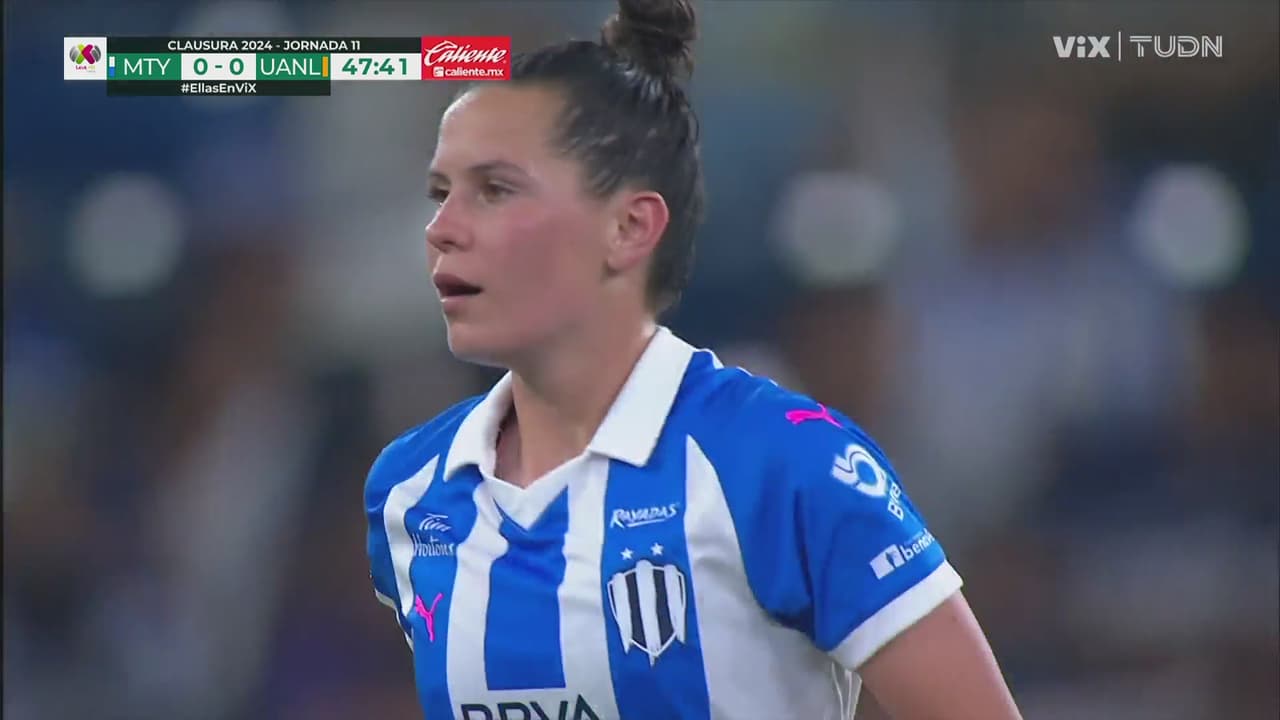 ¡Lo vieron cerca! Pelota de Merel pasó zumbando la puerta felina