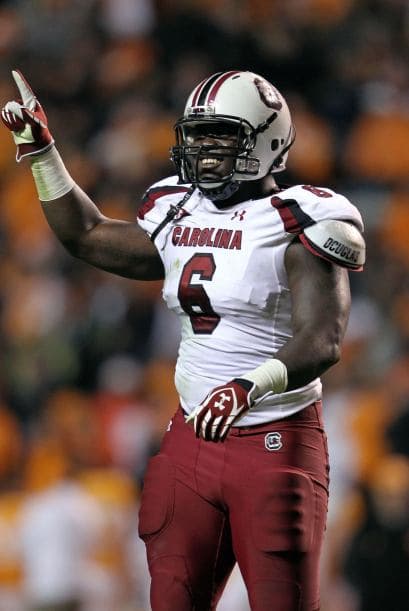 Estamos listos para la recta hacia el Draft, y el especialista Mike Mayock compartió con nosotros esta lista de los mejores prospectos por posición. Aquí los jugadores defensivos: Alas defensivas: 1. Melvin Ingram, South Carolina - Altura: 1.88 m - Peso: 125 kg