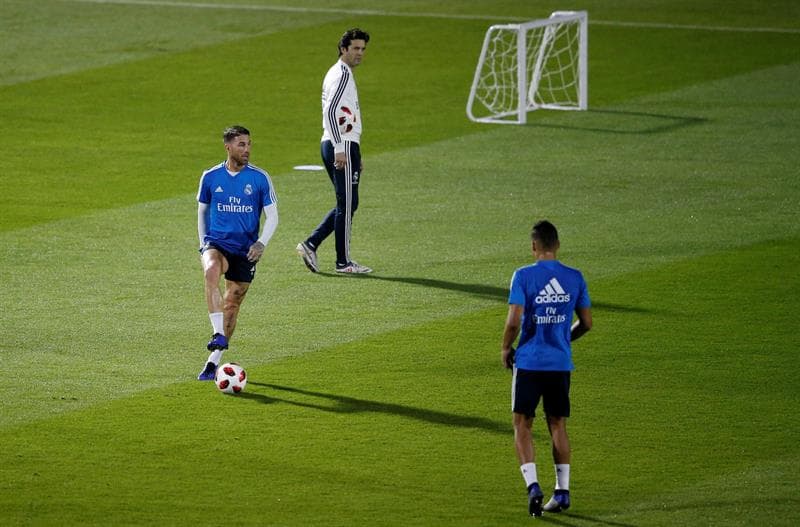 Real Madrid realizó su primera práctica en Abu Dhabi antes de la Semifinal del Mundial de Clubes contra Kashima Antlers, que eliminó a Chivas de Guadalajara y contra el que quiere evitar sorpresas.