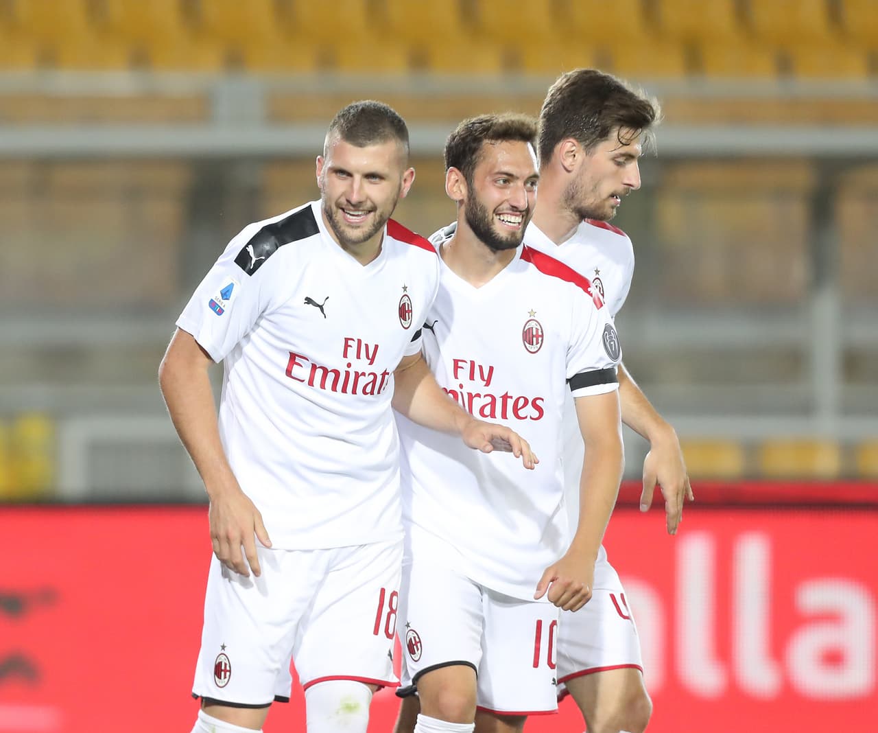 Ante Rebic de Milan puso el 3-1 al 57' y eso otorgó mucha tranquilidad al conjunto visitante.