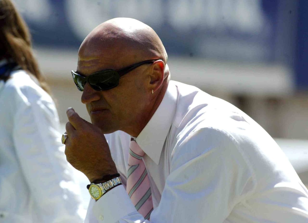 Y es que desde 2006, cuando asumió por primera vez como técnico en Puebla, ha marcado la diferencia con sus accesorios, a los que le suma sus buenos resultados con el club.