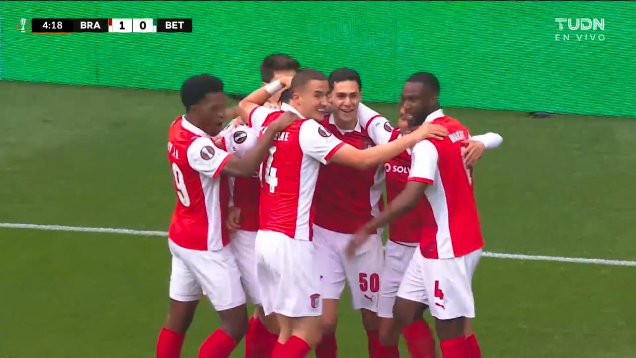 Brutal golazo de taquito del Braga vs. Betis con Fidalgo titular