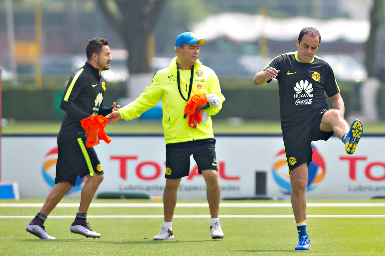 Hora de repartir los roles para el interescuadra.