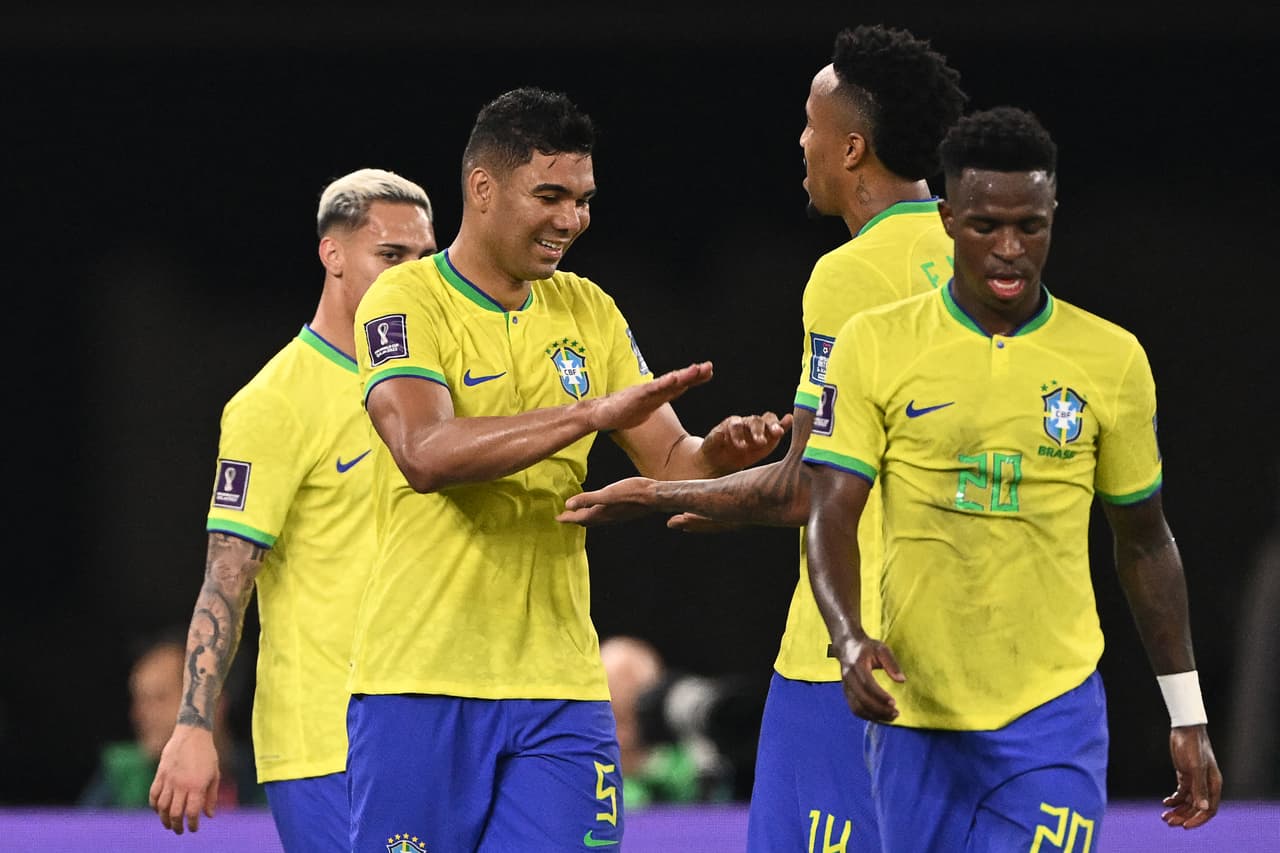 Casemiro reconoce el trabajo en equipo de Brasil para conseguir la clasificación a octavos de final