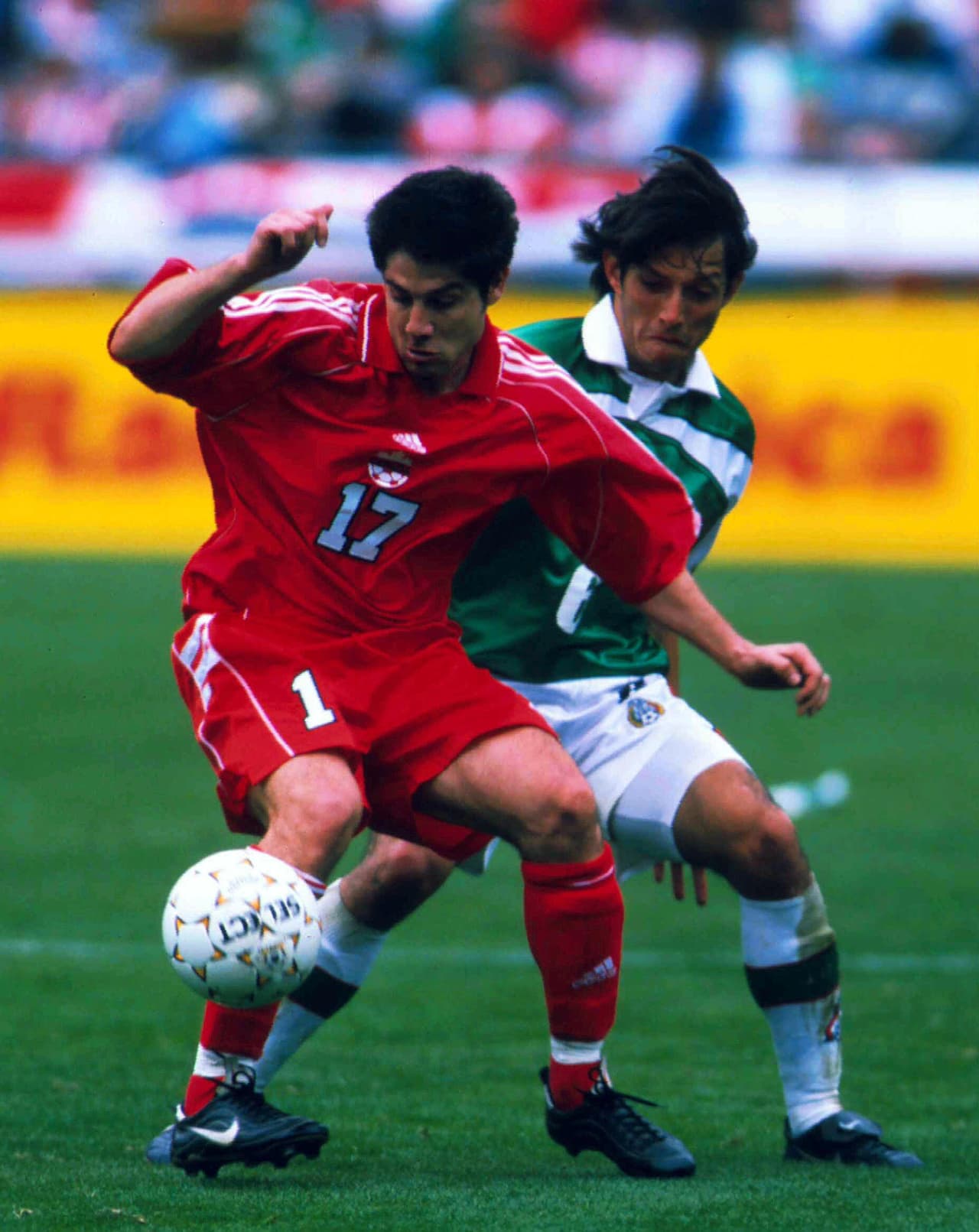 Ese empate le costó a México le liderato del Sector A y aunque se logró el pase al Hexagonal, el tropiezo en Honduras ante los Catrachos le costó el puesto al 'Ojitos'.