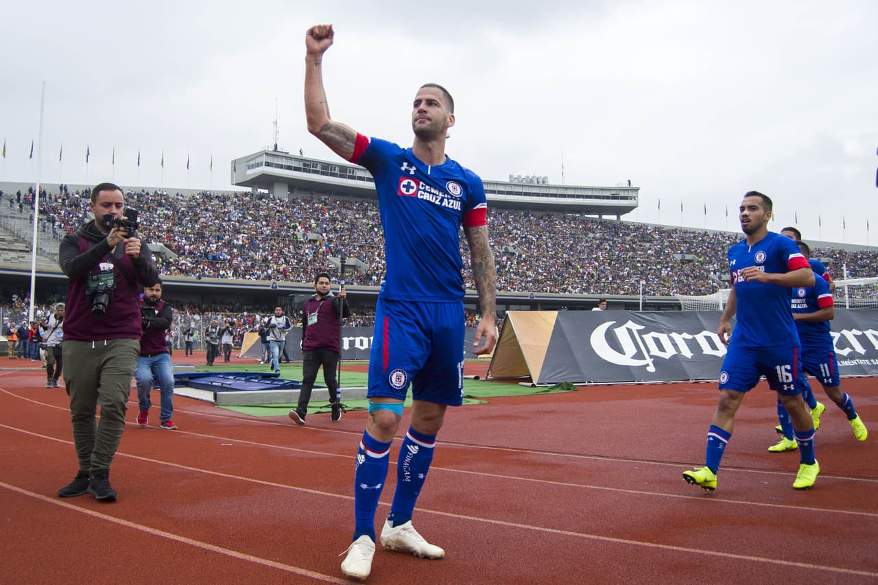 Con el triunfo, Cruz Azul regresa al primer lugar luego de ceder el liderato durante tres fechas.