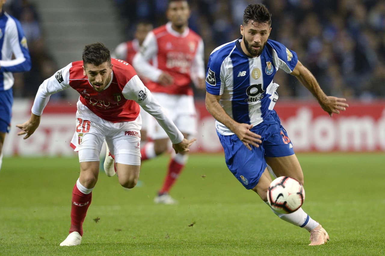 El duelo lo protagonizaban los dos primeros en la clasificación de la Liga de Portugal, el Porto y el Sporting Braga.