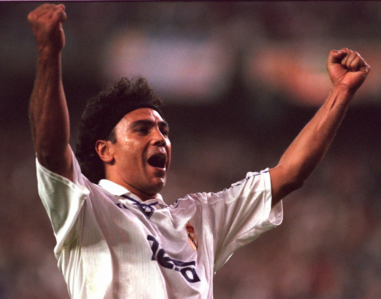 La condición de Hugo Sánchez como leyenda del Real Madrid y su buena relación con el club llevaron a los universitarios a jugar el Trofeo Santiago Bernabéu.