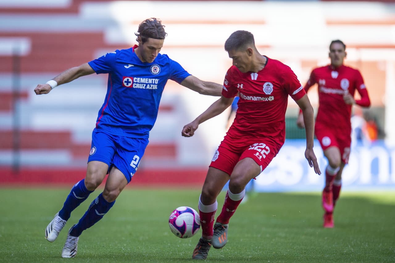 Jonathan Rodriguez representa peligro para el Toluca, pero no logra concretar