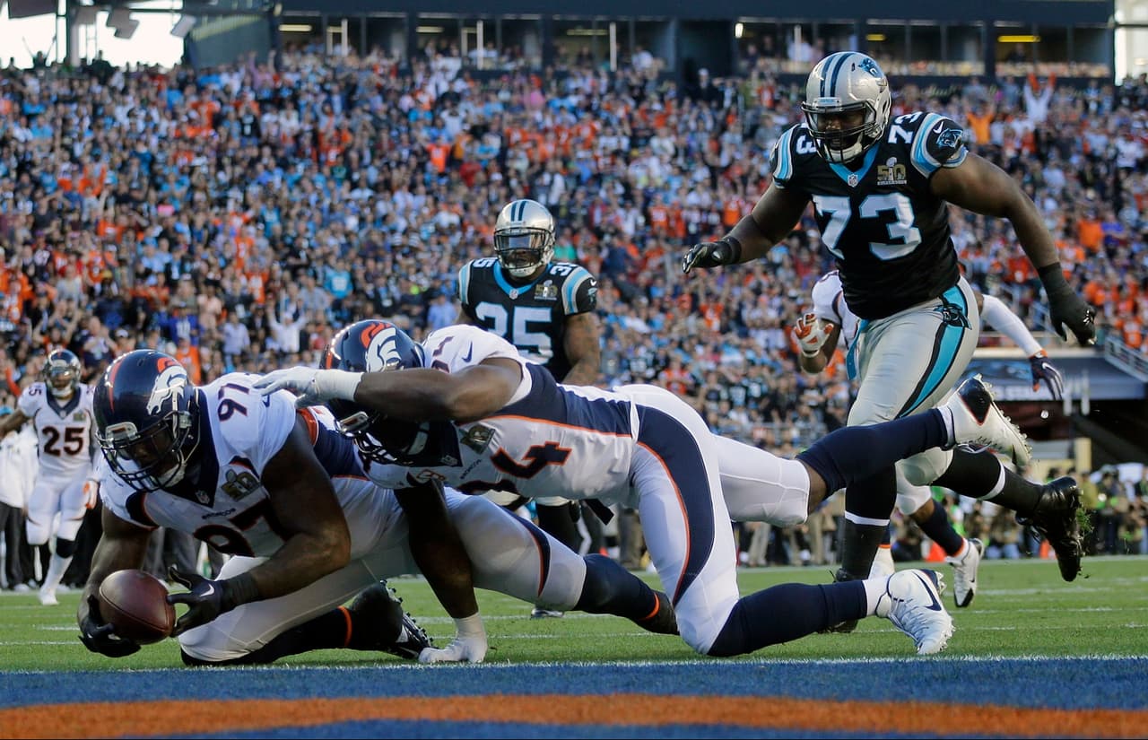 1.- Denver Broncos - 7 de febrero del 2016 (24-10 vs. Carolina Panthers) (Super Bowl 50).- Los Broncos ganaron su tercer Super Bowl de la mano del Jugador Más Valioso del partido, el linebacker Von Miller, ante los favoritos Panthers de Cam Newton. Peyton Manning se retiró alzando el segundo Trofeo Lombardi de su gloriosa carrera.