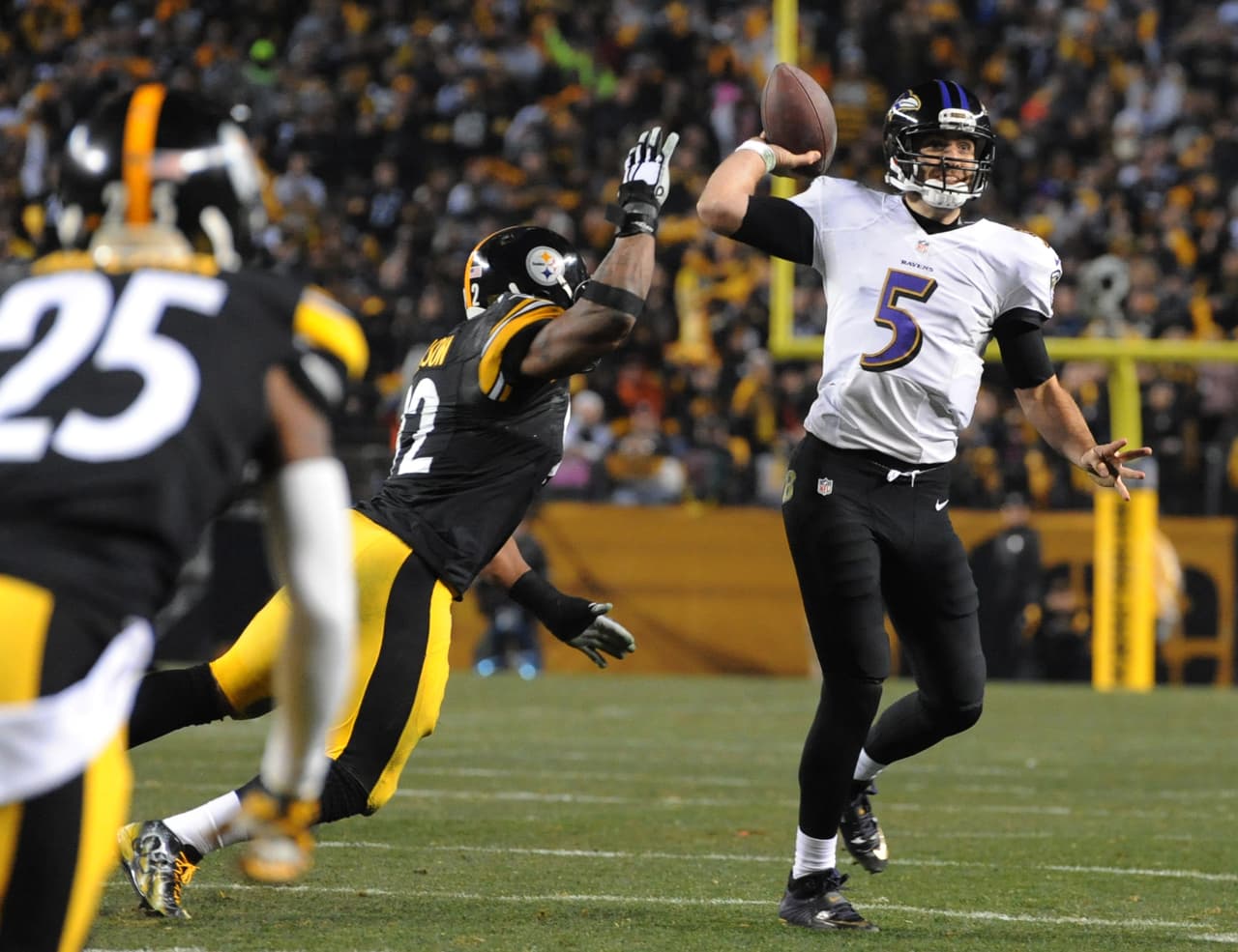 11.- Baltimore Ravens - 3 de enero del 2015 (30-17 en Pittsburgh Steelers) (Ronda de Comodines).- Los Ravens consiguieron su primer triunfo tras cuatro fracasos ante los odiados Steelers en postemporada y Pittsburgh por primera vez desde que se mudó a la AFC perdió ante un rival divisional en postemporada.