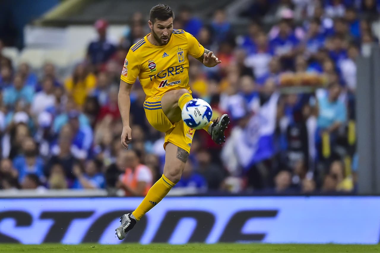 Gignac mostró su clase y técnica pero no fue efectivo en la cancha.