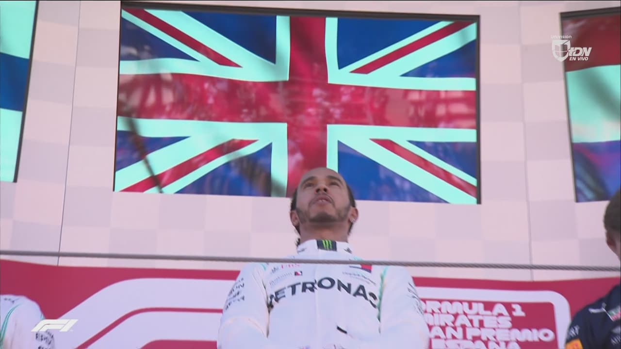 Un conmovido Hamilton celebró en el podio del Gran Premio de España