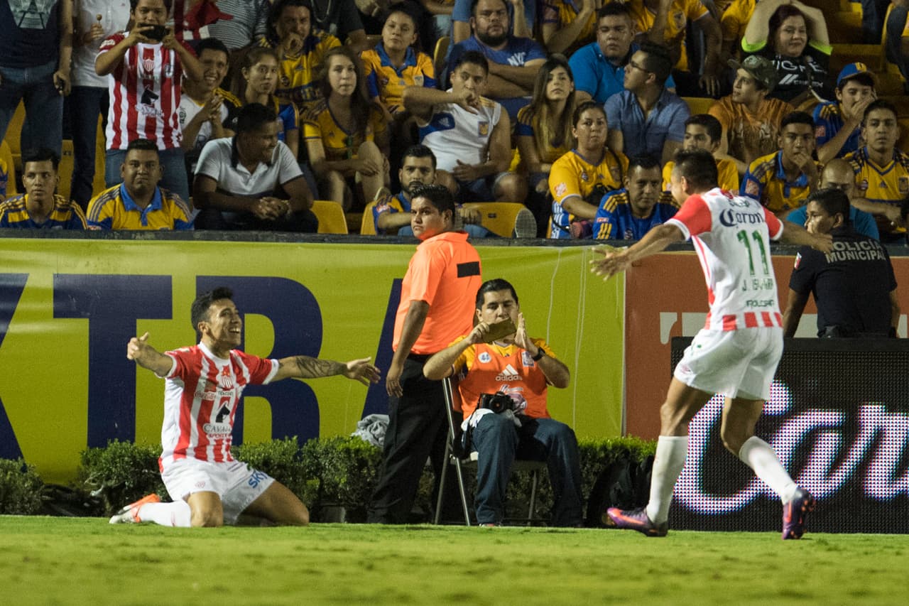 Su fútbol pasa, además de por la estupenda dirección técnica de Sosa, por el gran momento de Edson Puch. El chileno no sabe de periodos de adaptación y en su primer torneo en México lleva siete goles y la esperanza de los de Aguascalientes sobre sus hombros.
