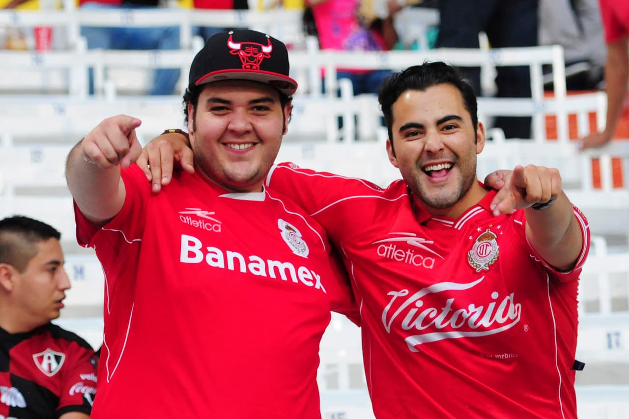 El colorido de la afición en la Jornada 6