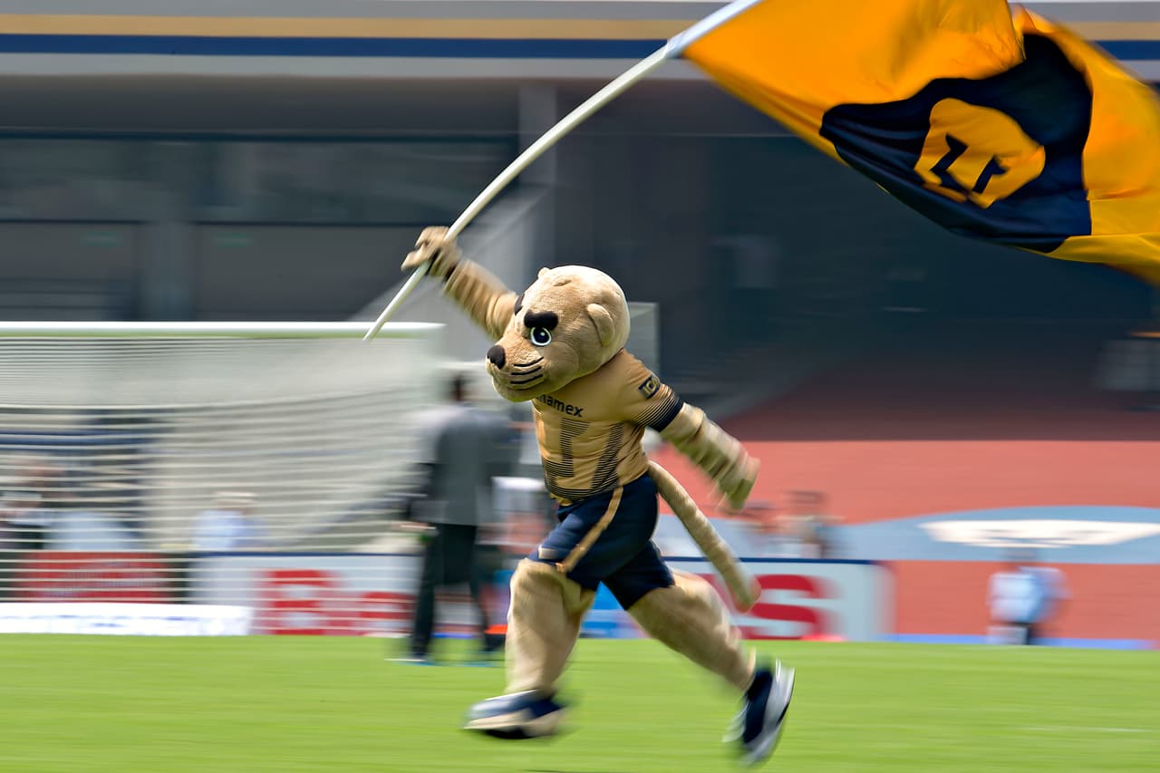 El colorido de la afición en la Jornada 6