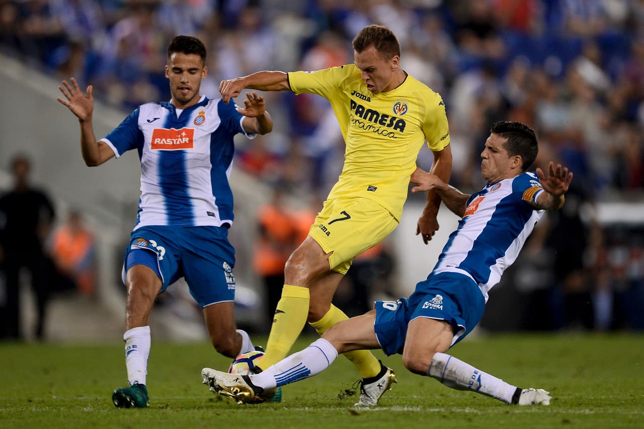 El préstamo de Reyes a un año con Espanyol finaliza y equipos como Villarreal y Real Sociedad lo tienen en la mira, mucho más ahora que está entre los mejores de su posición en España.