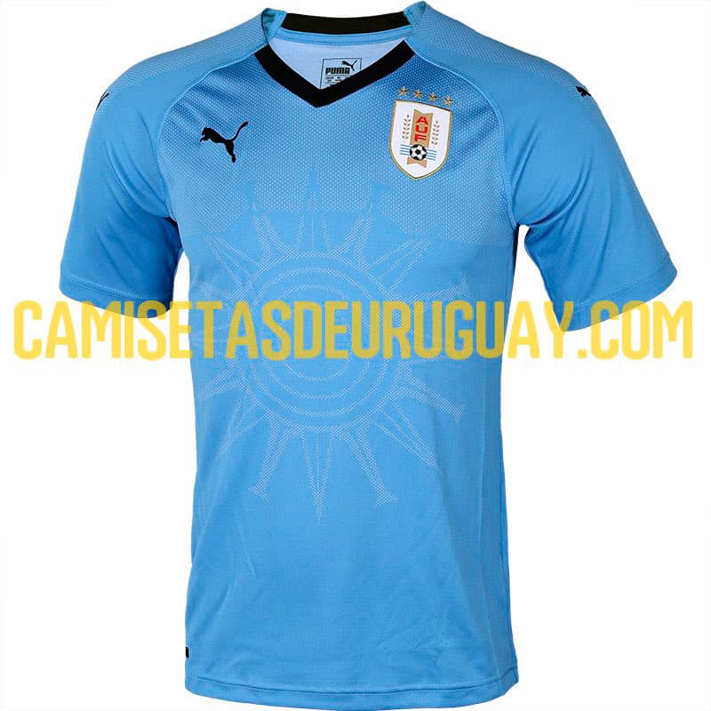 La Celeste de Uruguay tendría pocos detalles distintos, salvo el monumento del 'Sol a la Atlántida' en el pecho.