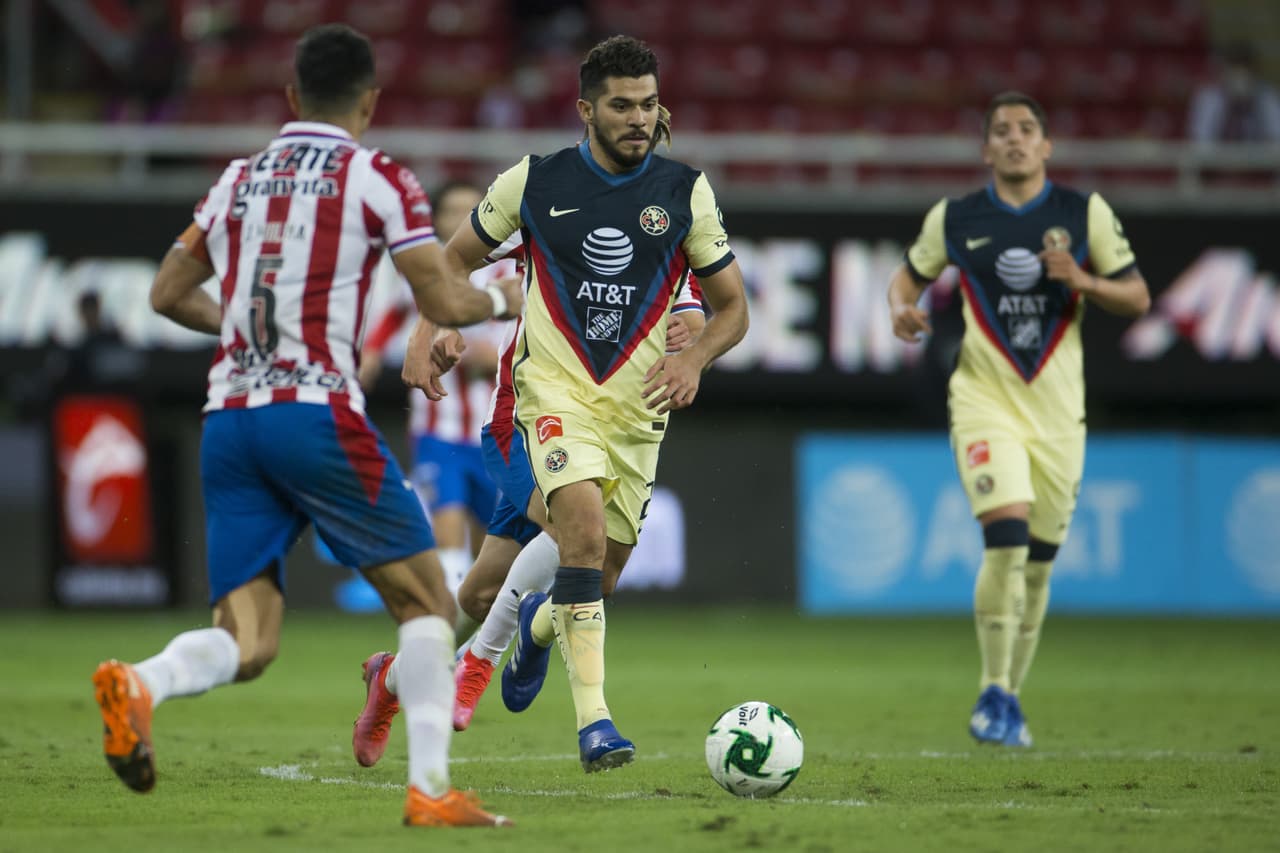 Cristian Calderón saca un potente disparo al minuto 81 y termina dándole la victoria 1-0 sobre las Águilas del América.