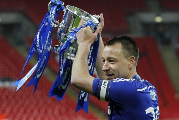 John Terry, jugador del Chelsea, es acusado de racismo