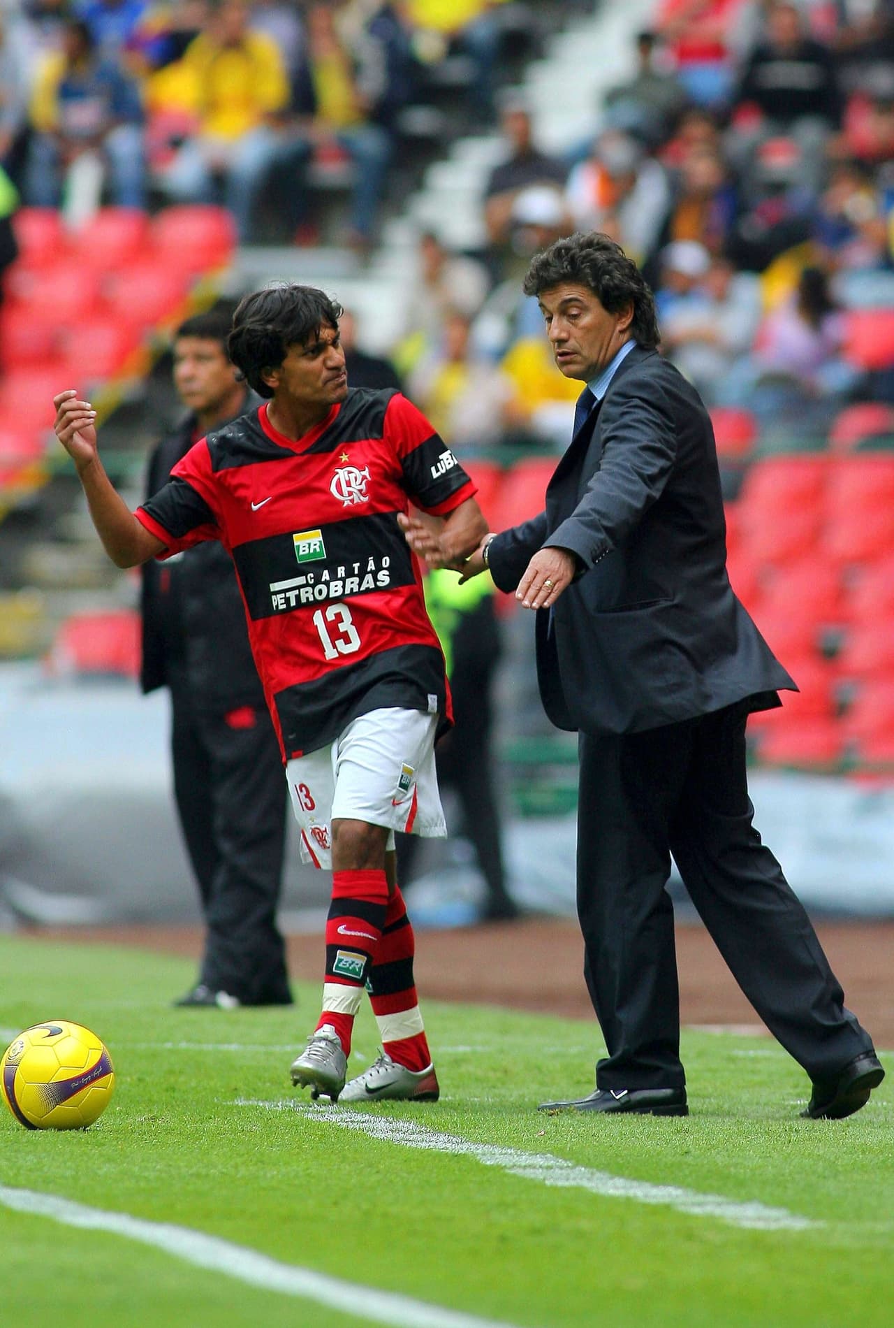 Pero Romano no pudo enderezar el camino y una derrota 4-2 ante el Flamengo de Brasil por la ida de octavos de final de Libertadores precipitó su salida de la institución.