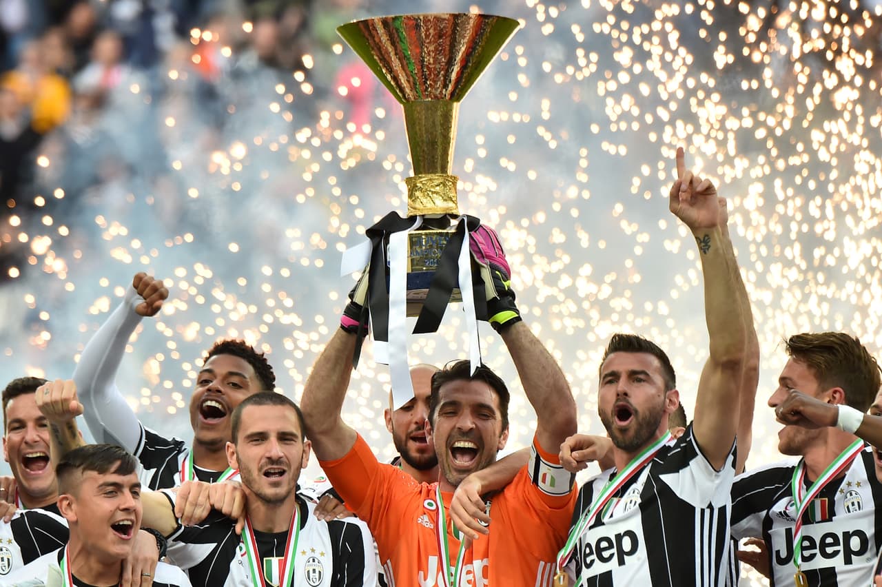Buffon y Barzagli han ganado muchas cosas juntos, y les falta ganar otras más.